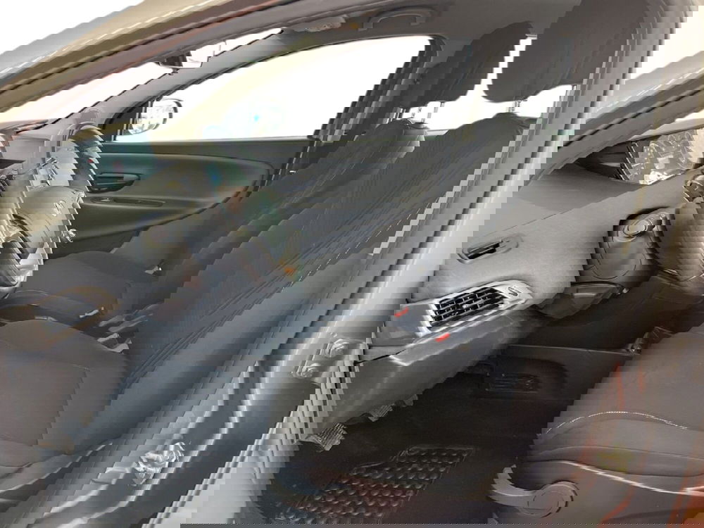 Lancia Ypsilon usata a Torino (9)