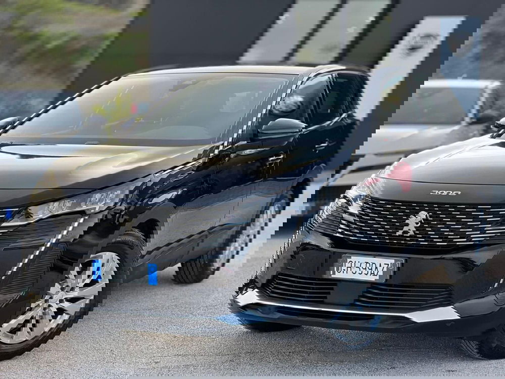 Peugeot 3008 usata a Matera