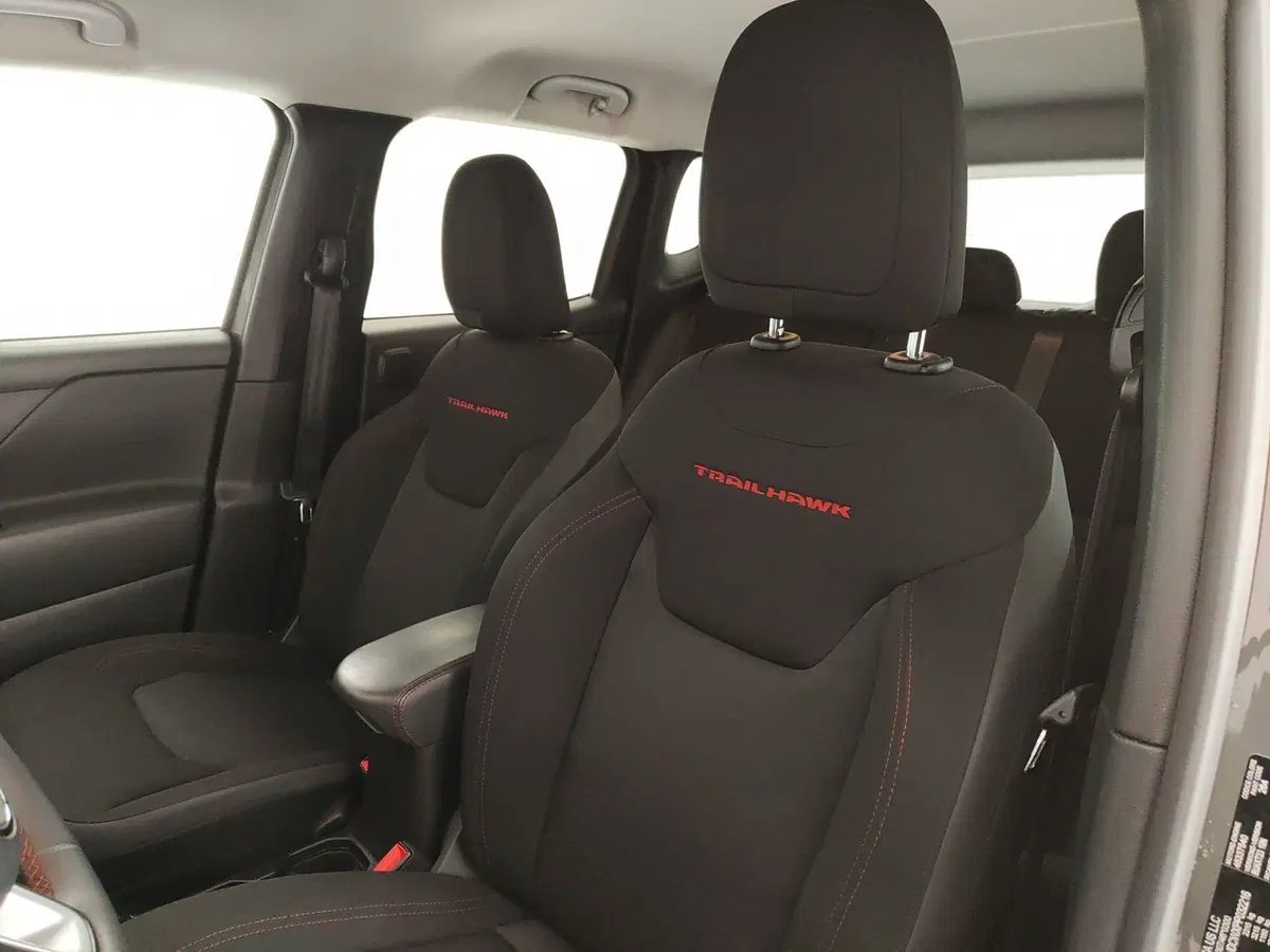 Jeep Renegade usata a Caserta (18)