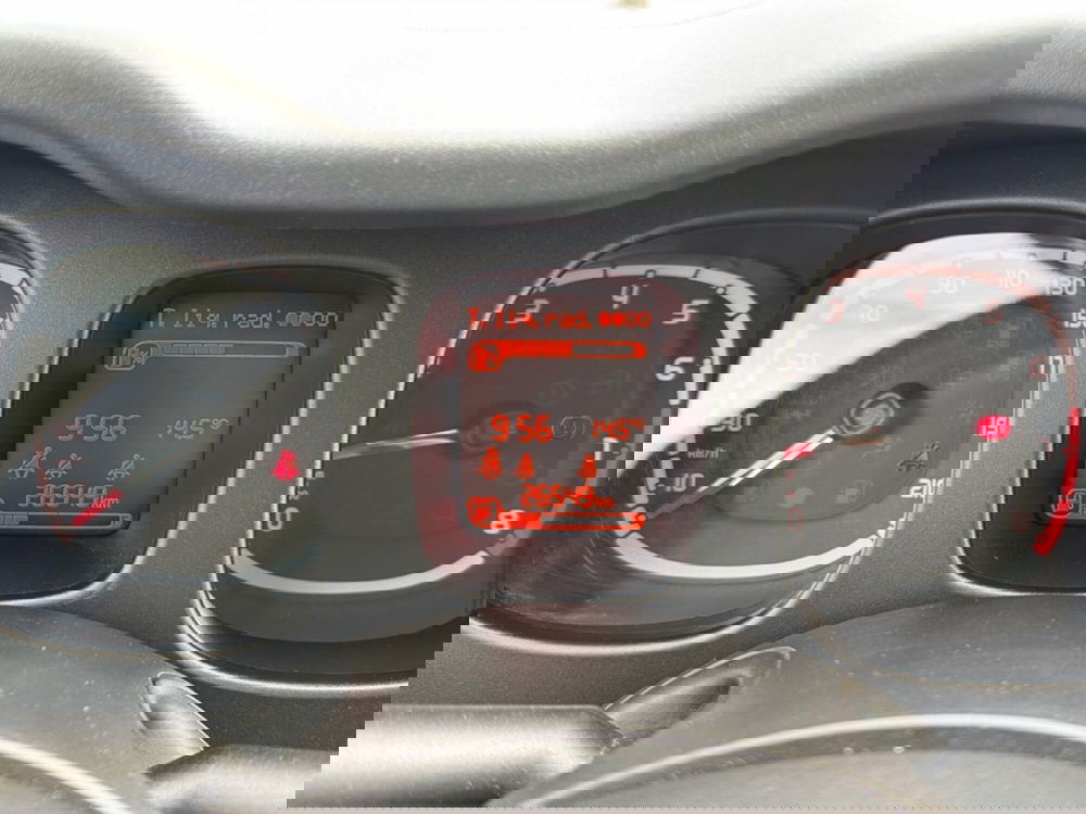 Fiat Panda Cross usata a Siracusa (11)