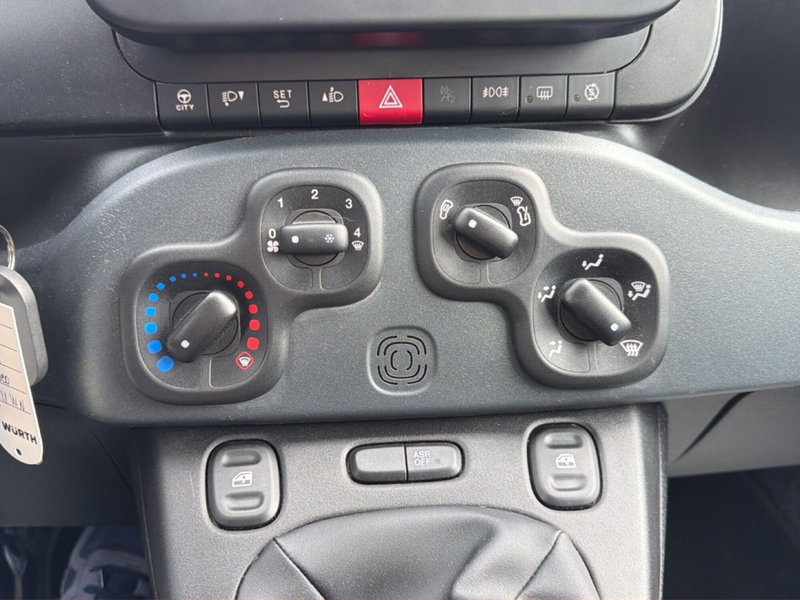 Fiat Panda Cross usata a Siracusa (13)