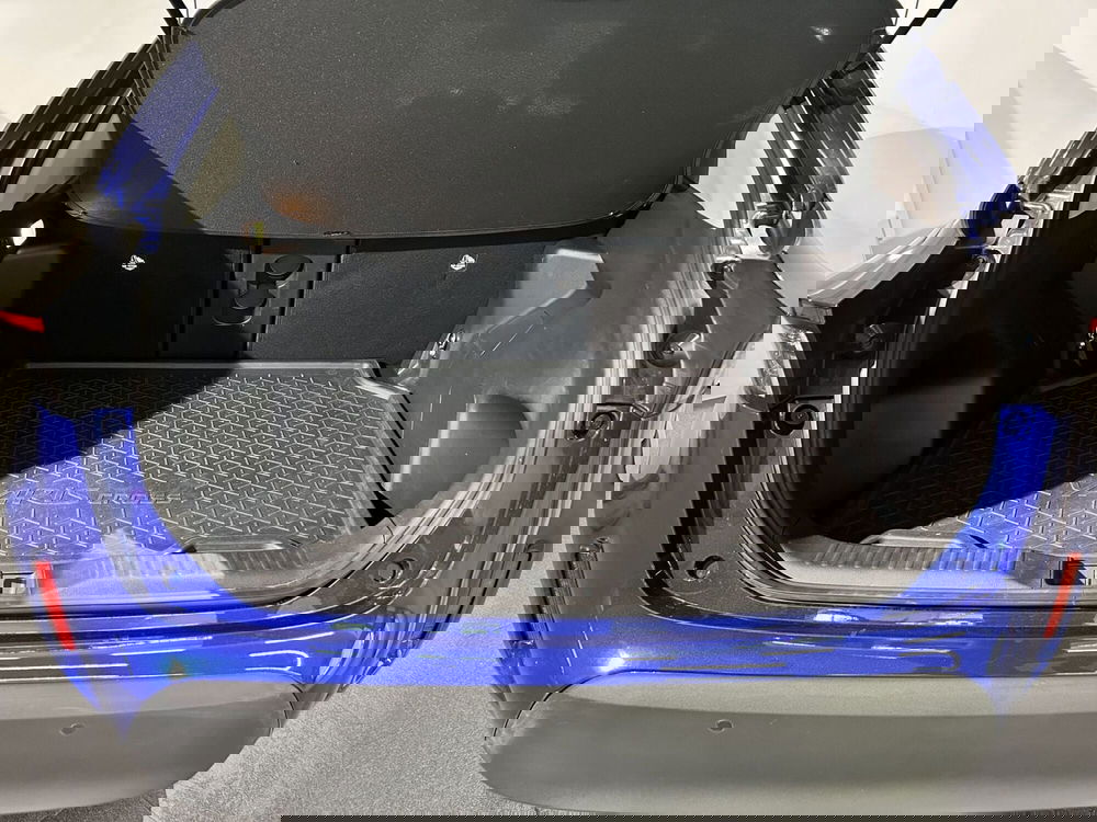 Toyota Yaris Cross usata a Milano (11)