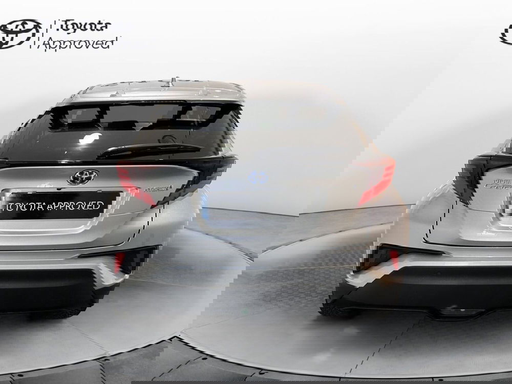 Toyota Toyota C-HR usata a Milano (4)