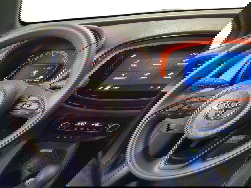 Toyota Aygo X usata a Milano (15)