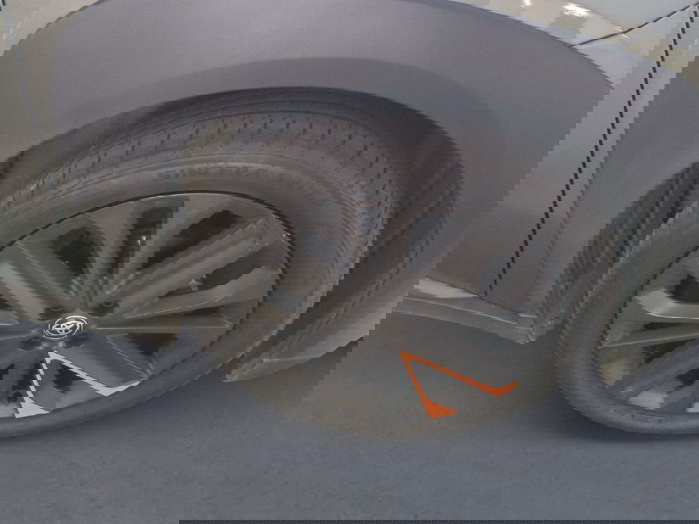 Toyota Aygo X usata a Milano (9)