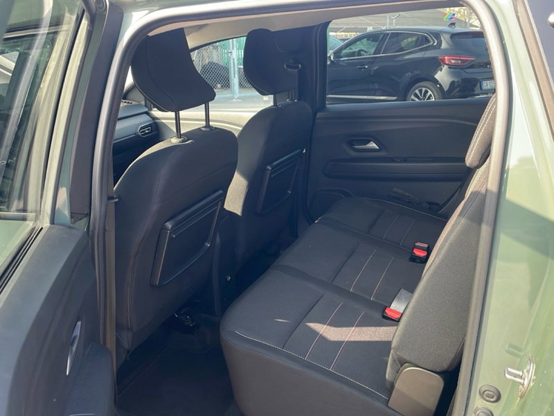 Dacia Jogger usata a Bologna (15)