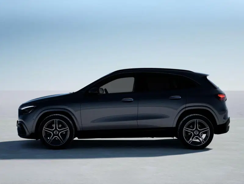 Mercedes-Benz GLA SUV nuova a Bergamo (3)