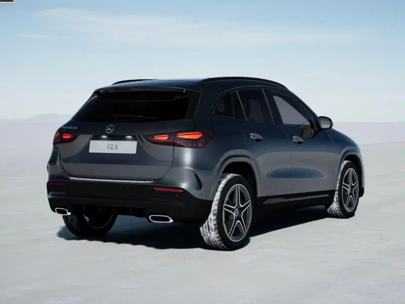Mercedes-Benz GLA SUV nuova a Bergamo (6)