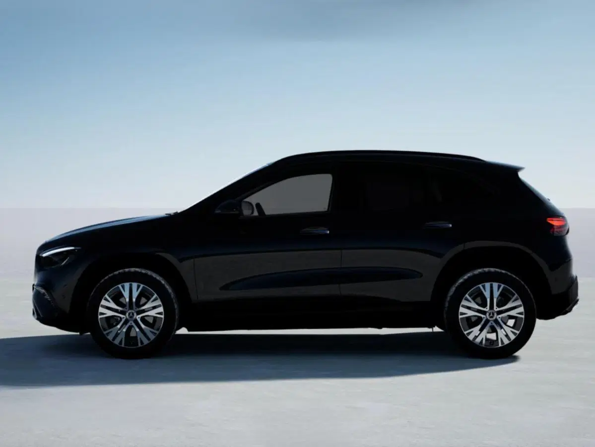 Mercedes-Benz GLA SUV nuova a Bergamo (3)