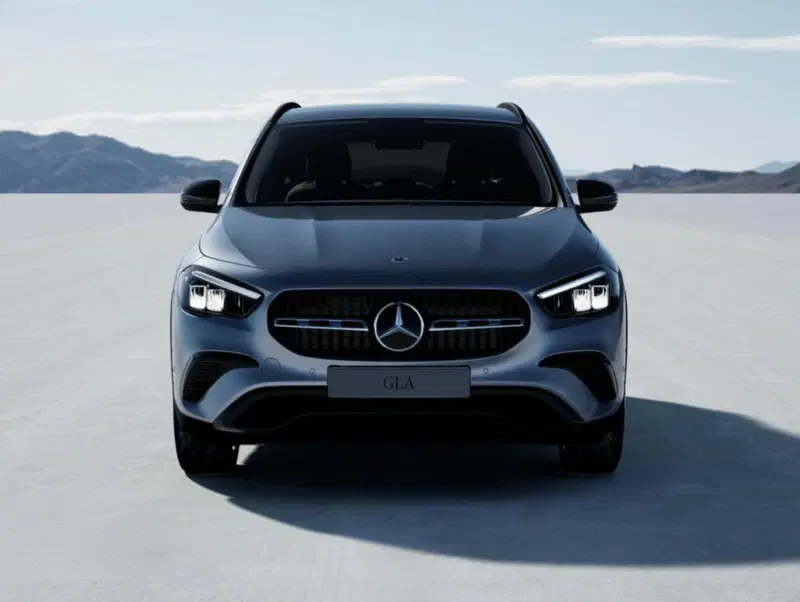 Mercedes-Benz GLA SUV nuova a Bergamo (2)