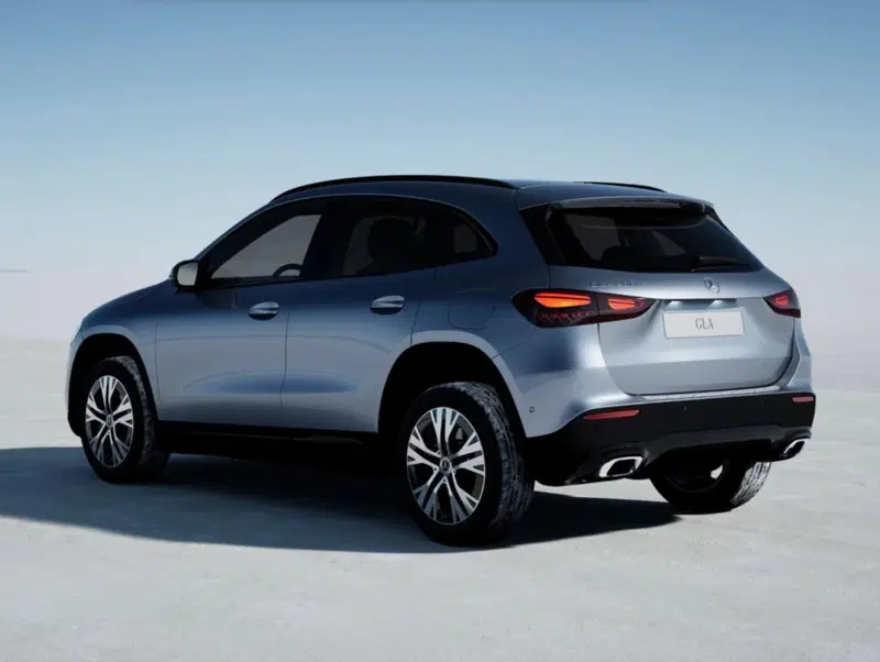 Mercedes-Benz GLA SUV nuova a Bergamo (4)