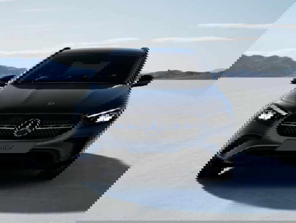 Mercedes-Benz GLA SUV nuova a Bergamo (2)