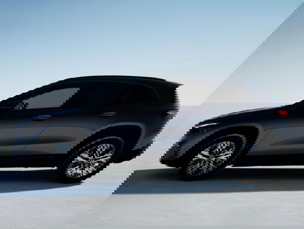 Mercedes-Benz GLA SUV nuova a Bergamo (3)