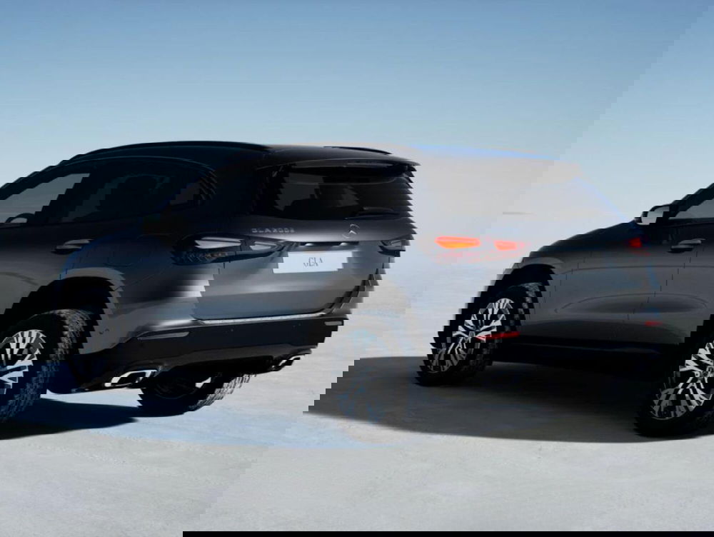 Mercedes-Benz GLA SUV nuova a Bergamo (4)