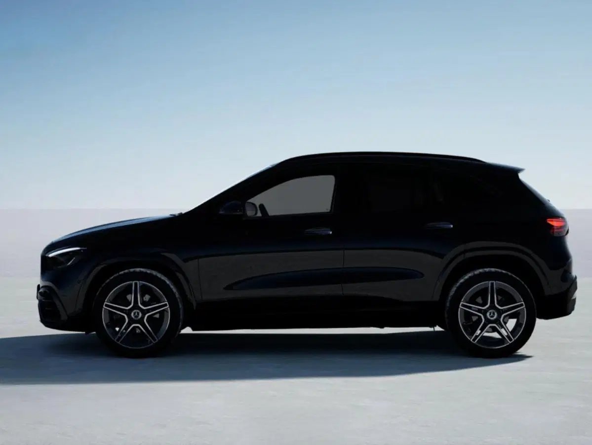 Mercedes-Benz GLA SUV nuova a Bergamo (3)
