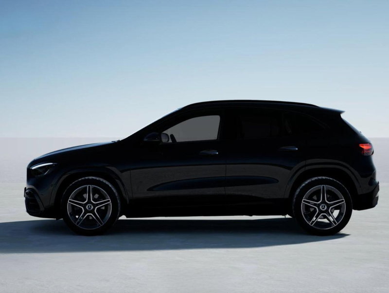 Mercedes-Benz GLA SUV nuova a Bergamo (3)
