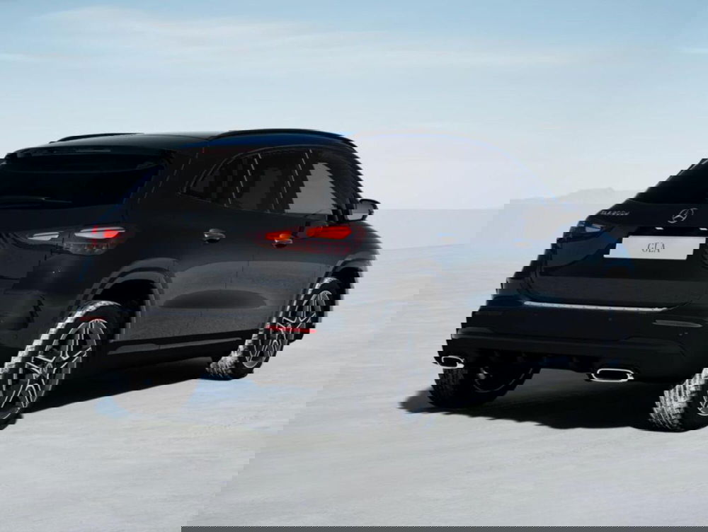 Mercedes-Benz GLA SUV nuova a Bergamo (6)