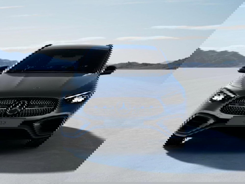 Mercedes-Benz GLA SUV nuova a Bergamo (2)