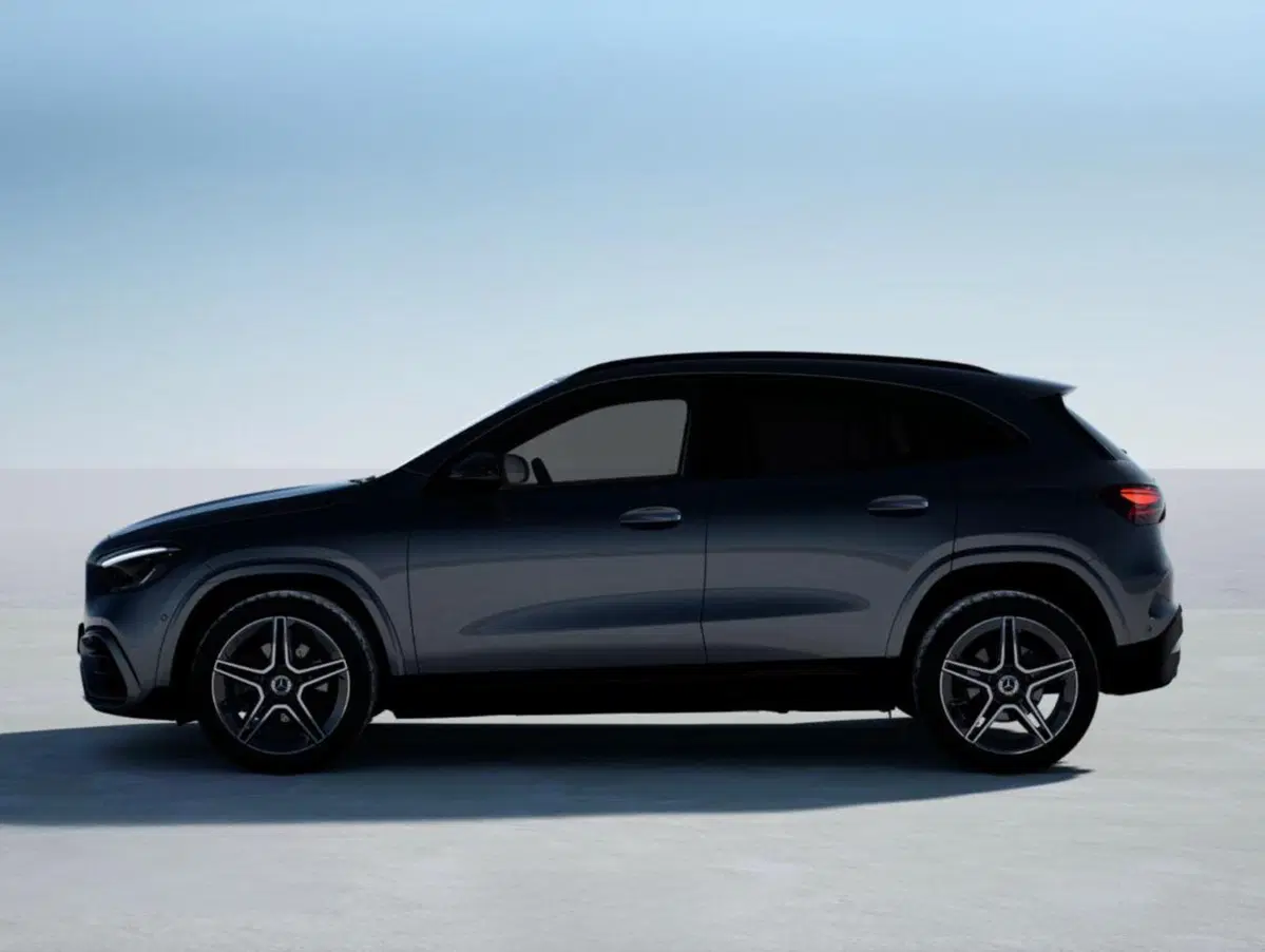 Mercedes-Benz GLA SUV nuova a Bergamo (3)