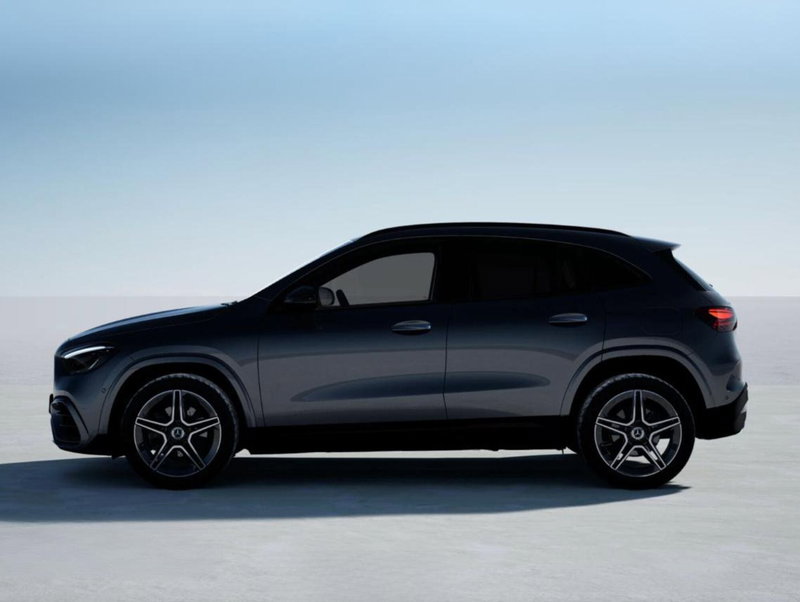 Mercedes-Benz GLA SUV nuova a Bergamo (3)