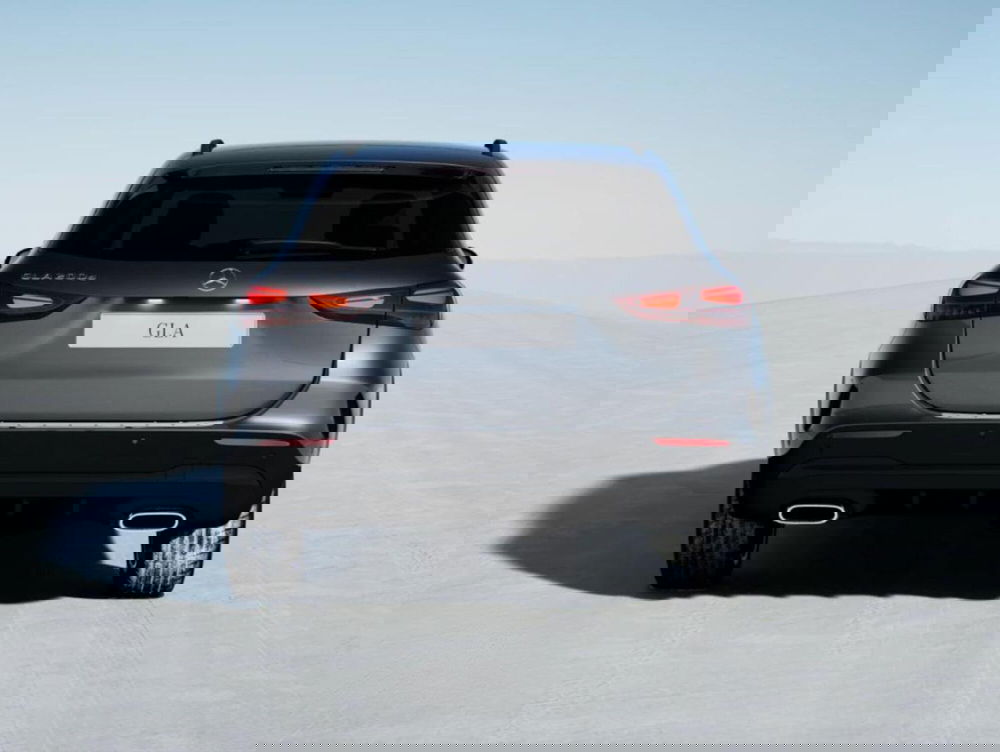 Mercedes-Benz GLA SUV nuova a Bergamo (5)