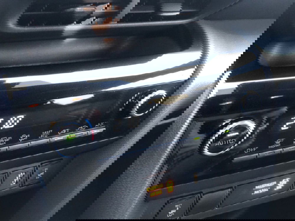 Toyota Yaris Cross usata a Mantova (17)