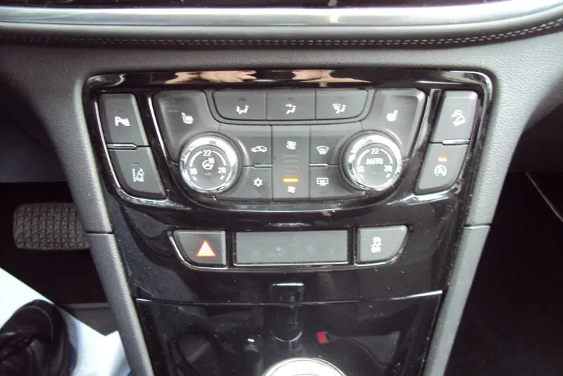 Opel Mokka usata a Bologna (15)
