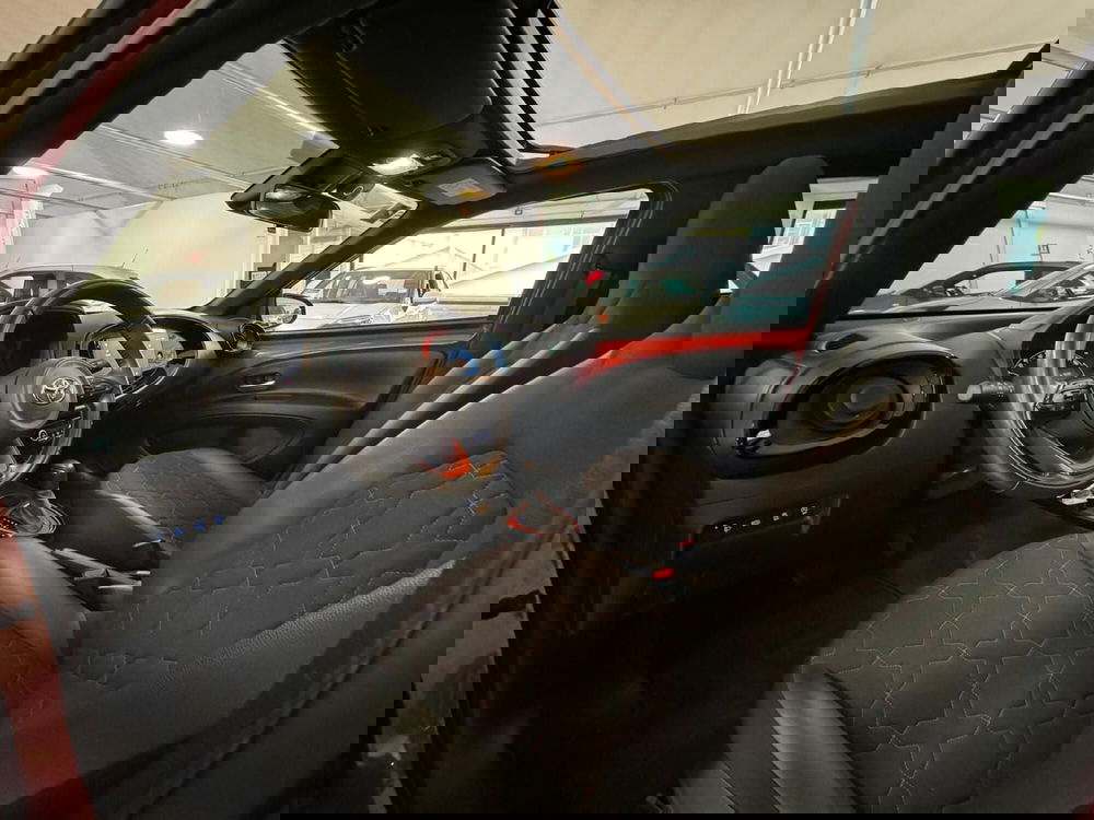 Toyota Aygo X usata a Modena (12)