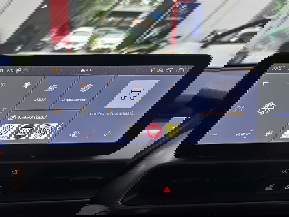 Jeep Avenger usata a Bologna (11)