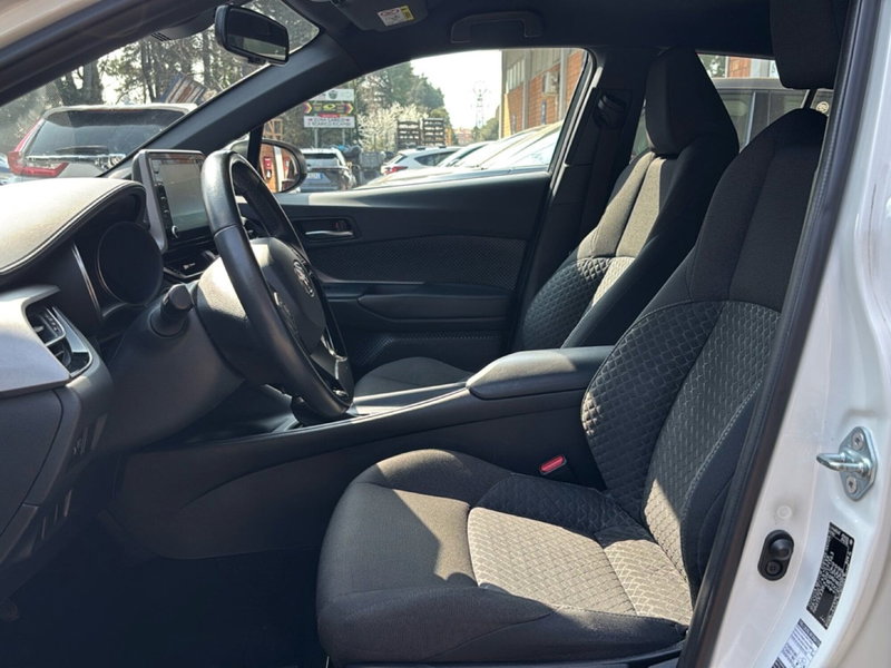 Toyota Toyota C-HR usata a Bologna (7)