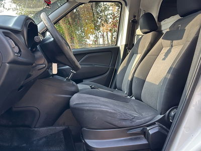 Fiat Dobl&ograve; Furgone 1.3 MJT PL-TN Cargo Maxi Lamierato SX E5+ del 2018 usata a Bologna