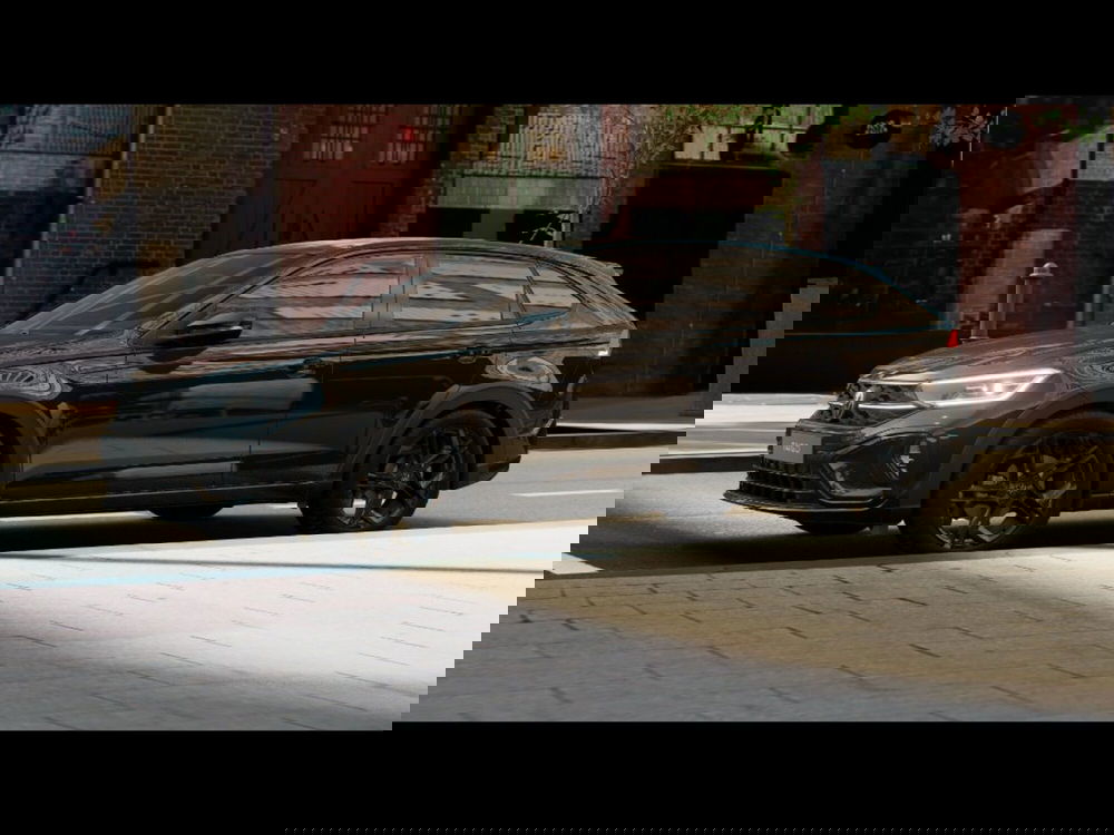 Volkswagen Taigo nuova a Firenze (2)