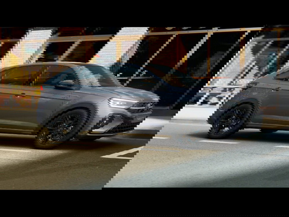 Volkswagen Taigo nuova a Firenze (3)