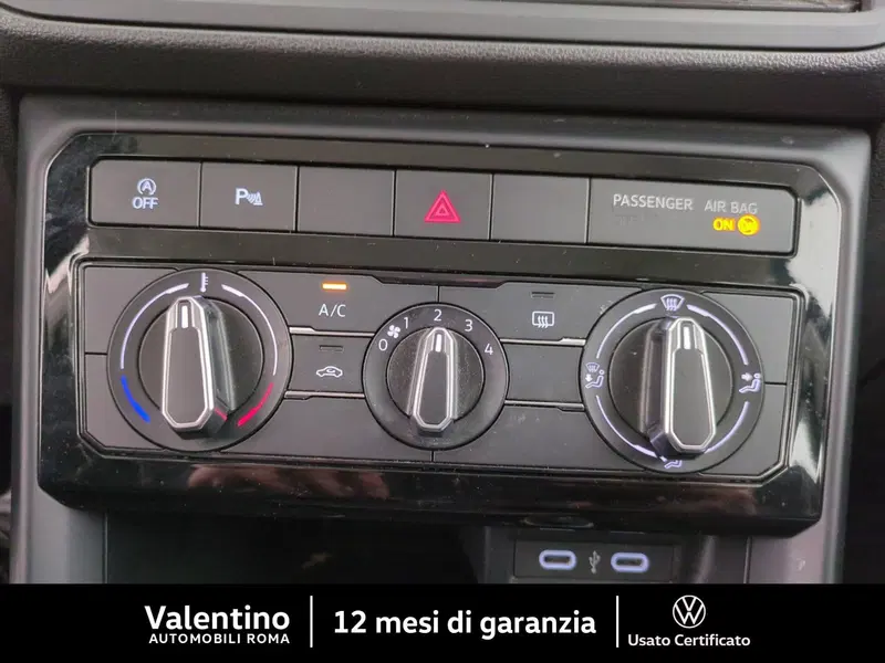 Volkswagen T-Cross usata a Roma (17)