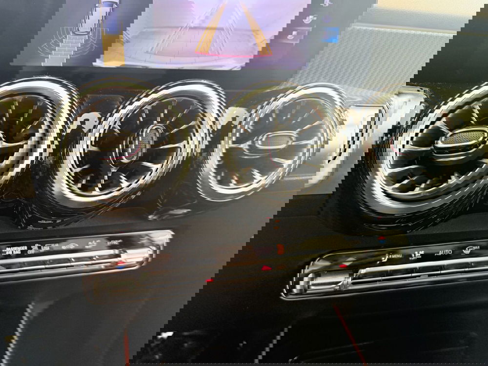 Mercedes-Benz GLB usata a Latina (14)