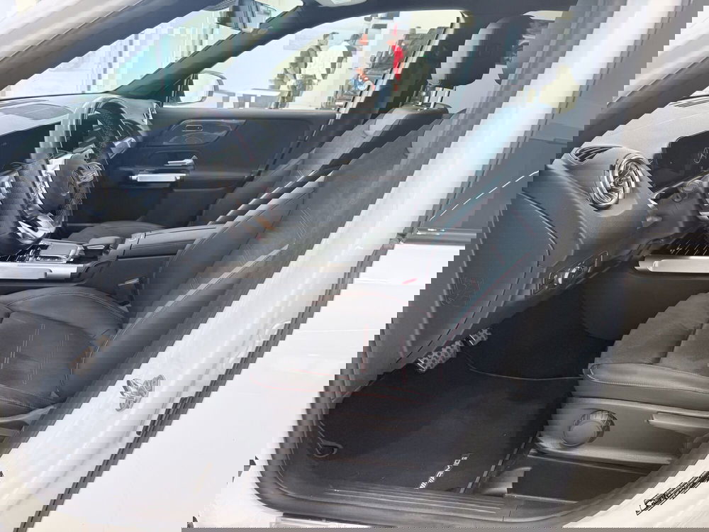 Mercedes-Benz GLB usata a Latina (6)