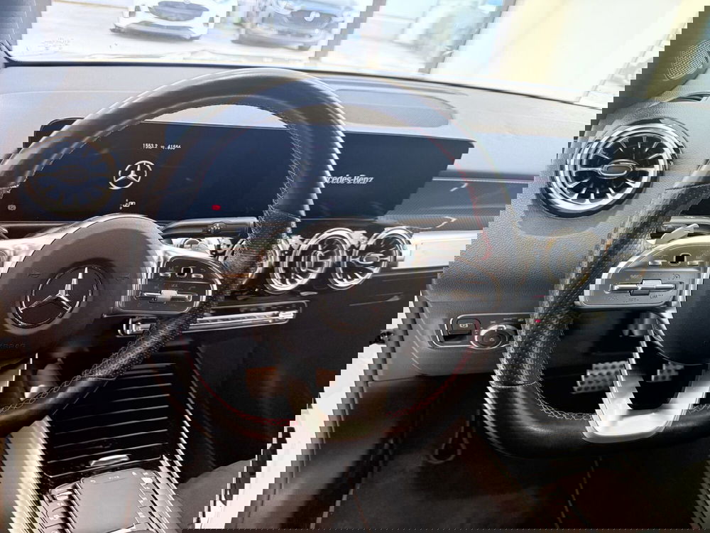 Mercedes-Benz GLB usata a Latina (7)