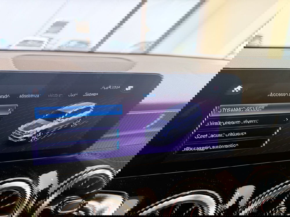 Mercedes-Benz GLB usata a Latina (9)