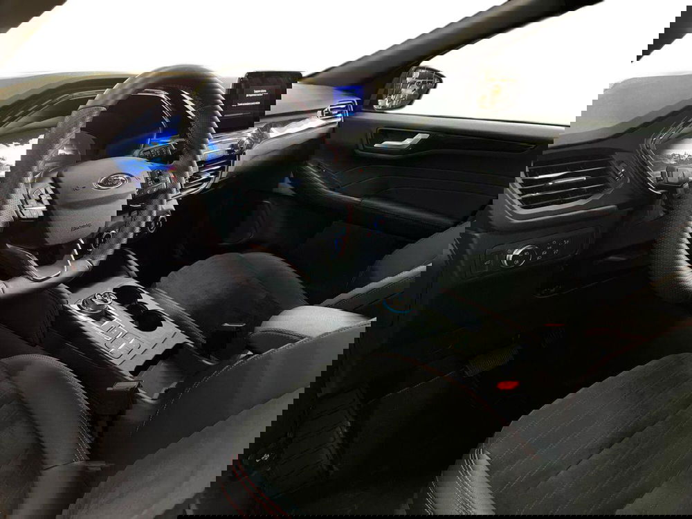 Ford Kuga usata a Bari (10)