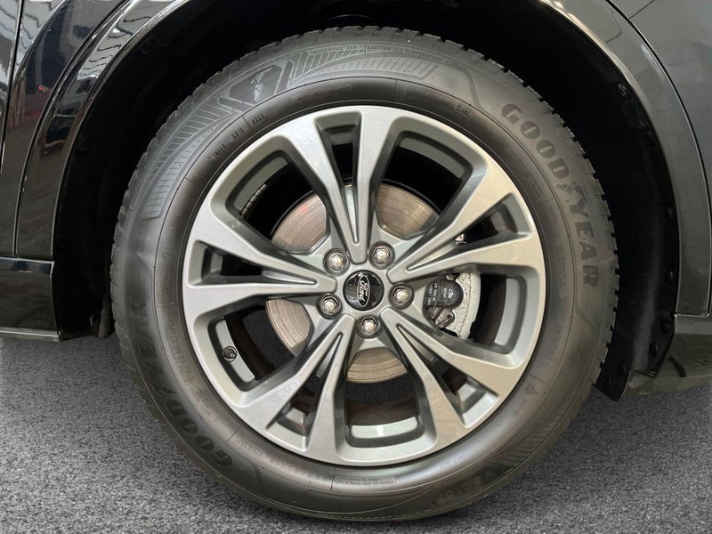 Ford Kuga usata a Bari (6)
