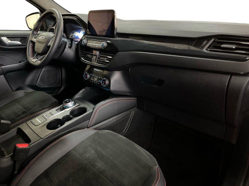 Ford Kuga usata a Bari (9)