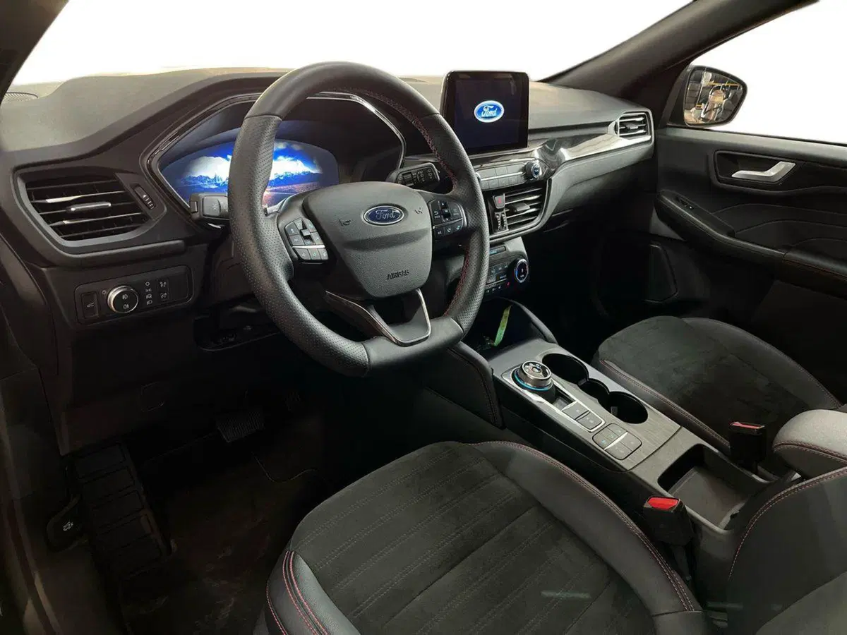 Ford Kuga usata a Bari (10)