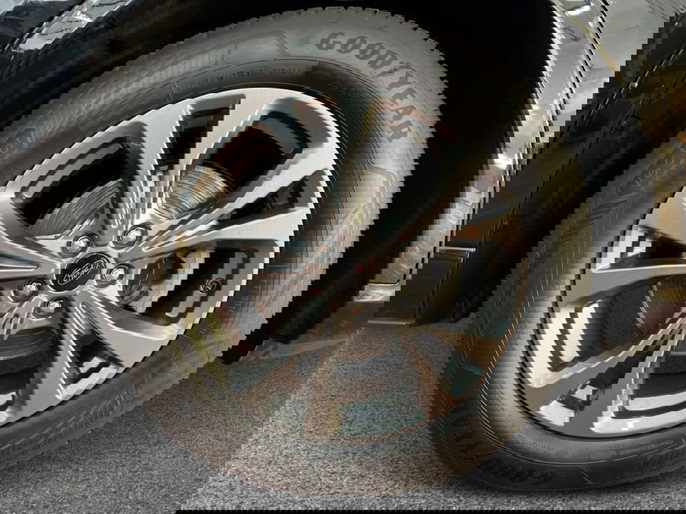 Ford Kuga usata a Bari (6)