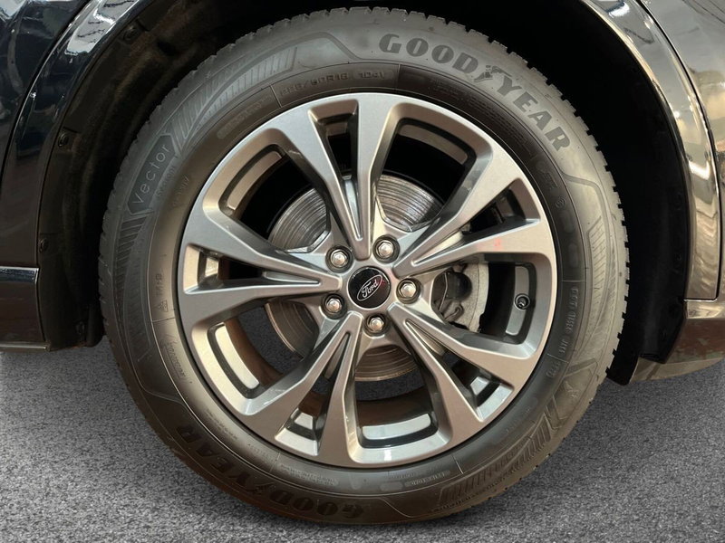 Ford Kuga usata a Bari (6)