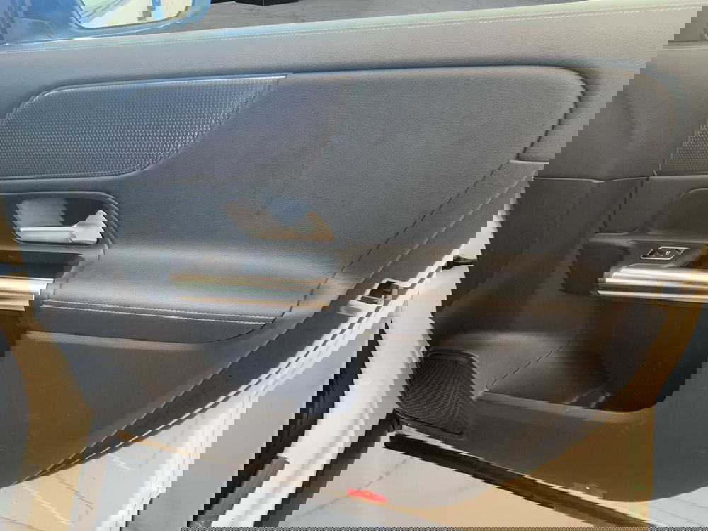 Mercedes-Benz GLA SUV usata a Cosenza (17)