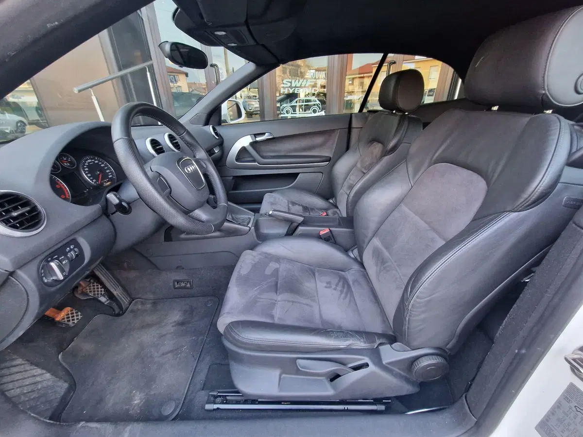 Audi A3 Cabrio usata a Milano (10)