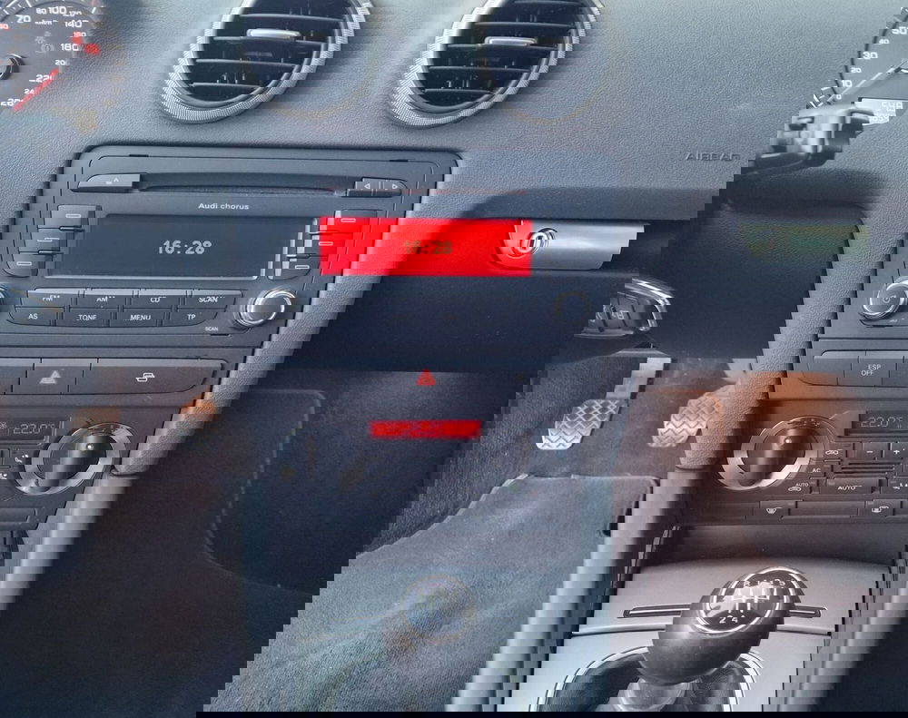 Audi A3 Cabrio usata a Milano (15)