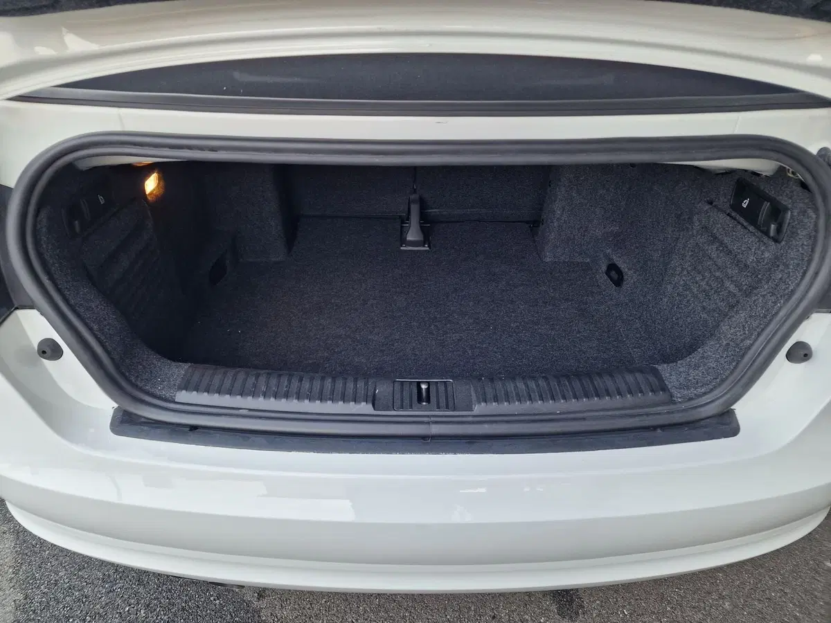 Audi A3 Cabrio usata a Milano (16)
