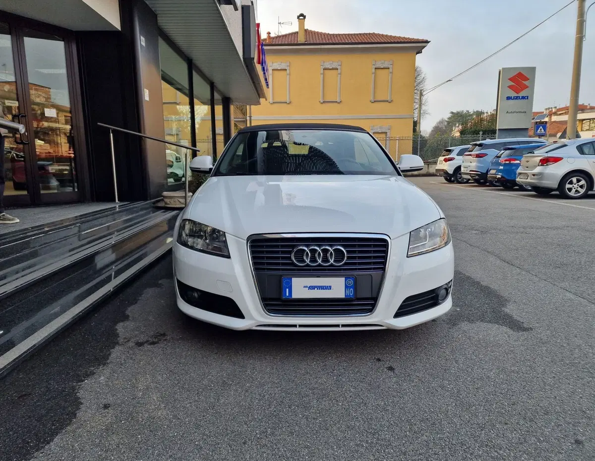 Audi A3 Cabrio usata a Milano (3)