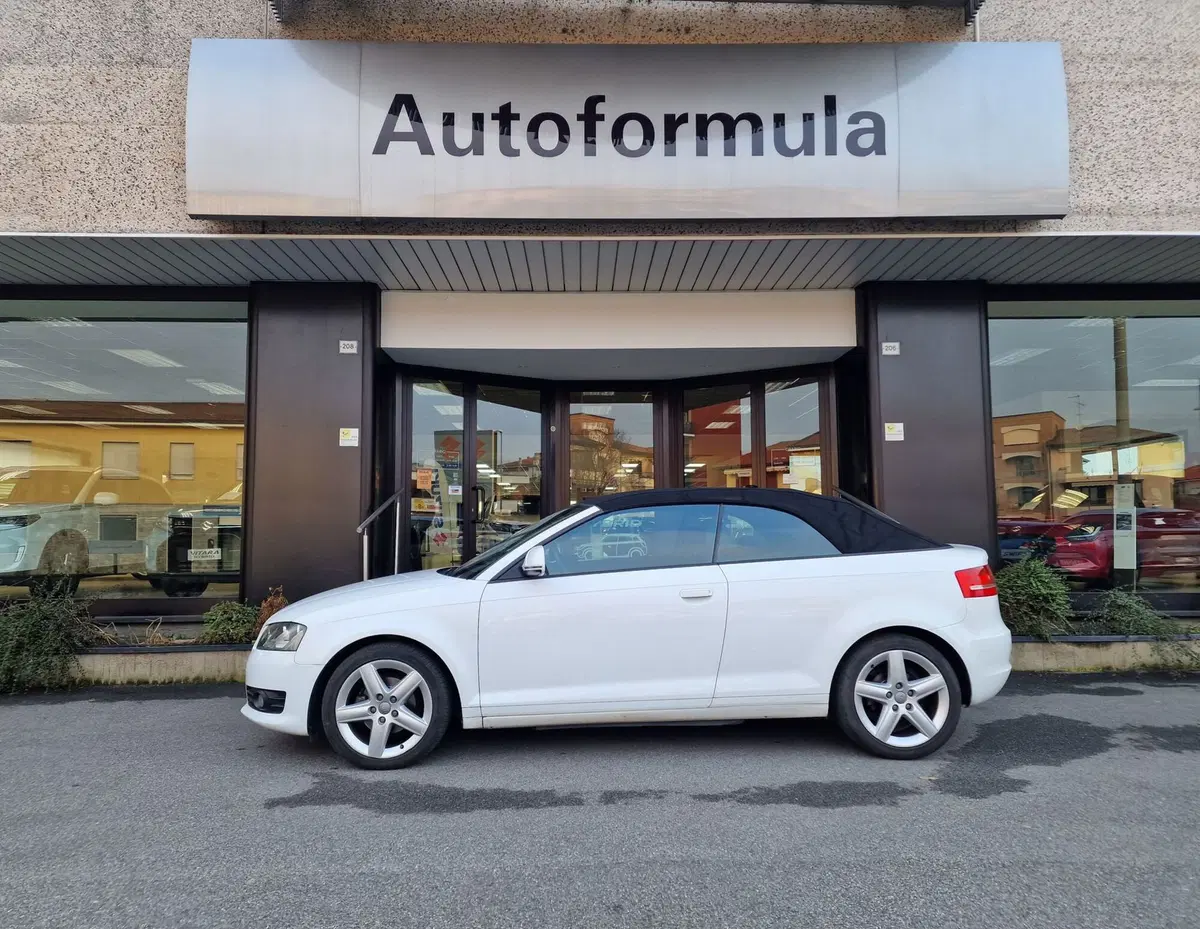 Audi A3 Cabrio usata a Milano (4)
